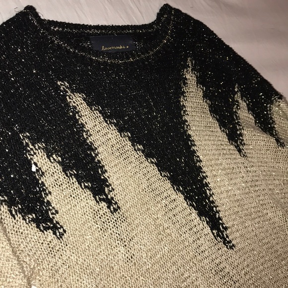 Hi- Low Sweater - Picture 3 of 4